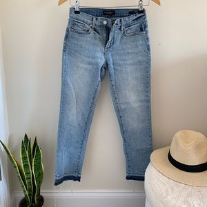 Banana Republic faded blue jeans - like new!!